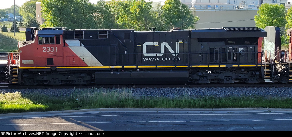 CN 2331